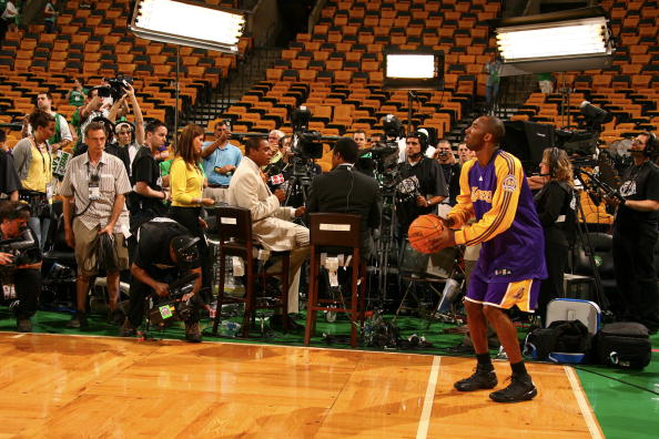 球足球舞台 球足球舞台